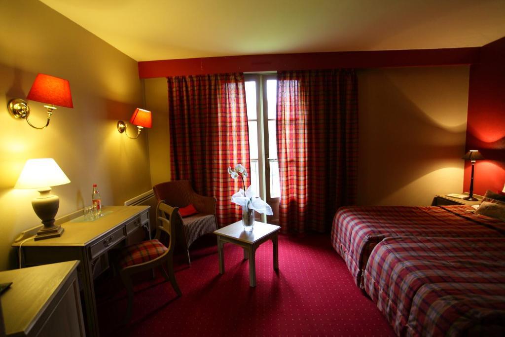 Le Domaine De Mombreux Hotel Lumbres Exterior foto