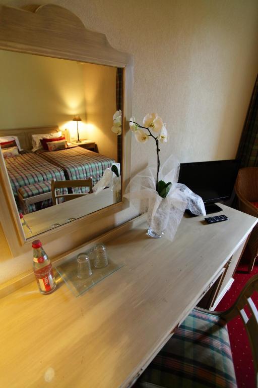Le Domaine De Mombreux Hotel Lumbres Quarto foto
